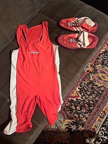 adidas şort: Adidas güləş dəsti - Tərkib: 1 ədəd Adidas güləş maykası (singlet) və — 1
