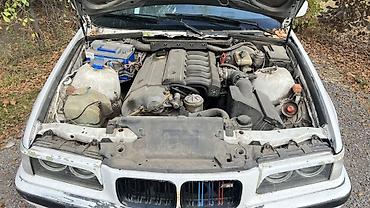 BMW: BMW 3 series: 1992 г., 2.5 л, Механика, Бензин, Седан — 1