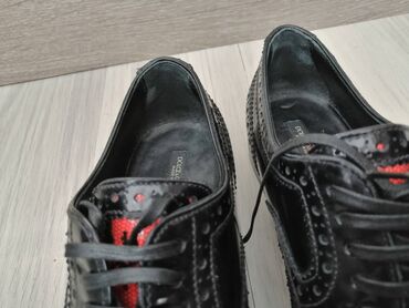 Γυναικεία είδη Υπόδησης: Δερμάτινα παπούτσια με κορδόνια Dolce & Gabbana σε άριστη — 4