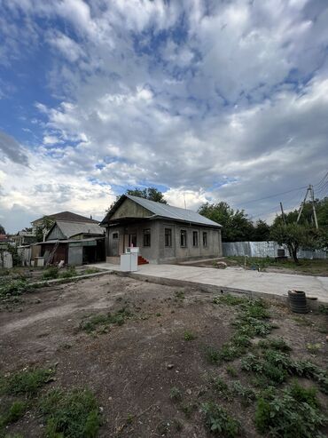 дома за городом бишкек аренда: 108 м², 4 комнаты, Забор, огорожен