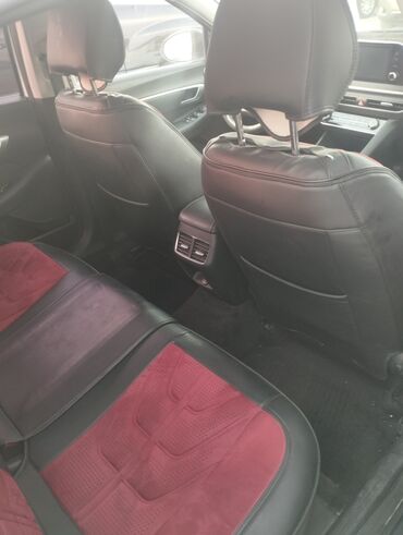 Hyundai: Hyundai Sonata: 2019 г., 2 л, Автомат, Газ, Седан — 9