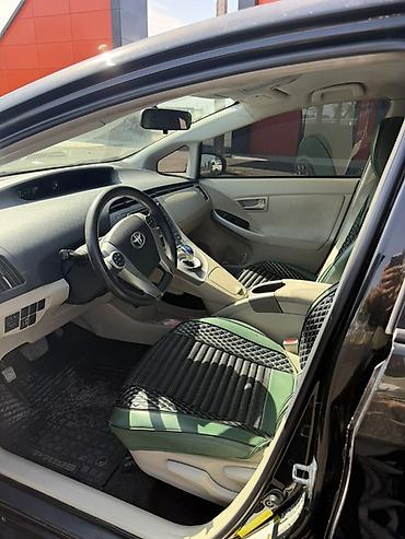 нексияга алмашам: Toyota Prius: 2014 г., Гибрид, Хэтчбэк — 10