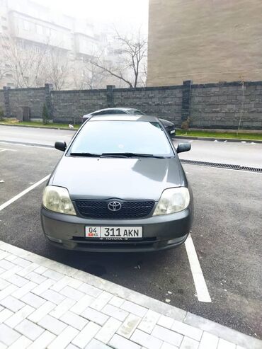 bmw 2004: Toyota Corolla: 2004 г., 1.4 л, Механика, Бензин, Седан