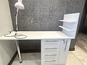 Sifarişlə salon mebeli: Düz masa, Siyirməli, Polkalı — 1