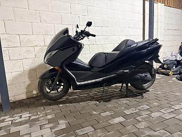 ош сукутер: Макси-скутер Honda, 250 куб. см, Бензин, Б/у — 1