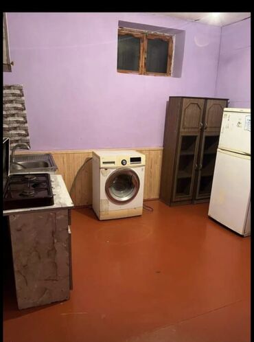 Uzunmüddətli kirayə mənzillər: Ev Sabunçuda bazara yaxin yerləşir.2 otaq 1 metbexden ibarətdir yola — 6