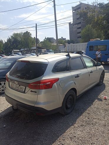 купить форд транзит в бишкеке: Ford Focus: 2016 г., 1.6 л, Механика, Бензин, Кроссовер