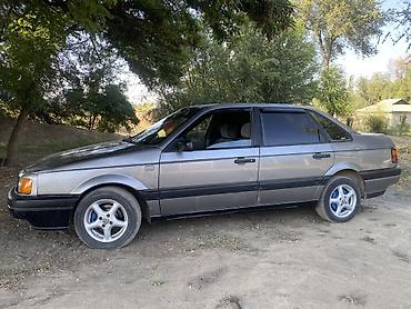 mazda 3 2005: Volkswagen Passat: 1991 г., 1.8 л, Механика, Бензин, Седан — 7