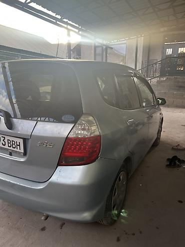 fit ge: Honda Fit: 2004 г., 1.3 л, Автомат, Бензин, Хэтчбэк — 9