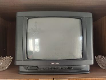 samsung ekran qiymeti: Retro samsung işləy vəziyyətdə pultu yoxdu. Qiymət öldürmə nə yazılıb