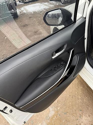 тоёта карина: Toyota Corolla: 2019 г., 1.8 л, Автомат, Гибрид, Седан — 4