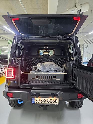 lider: Jeep Wrangler: 2022 г., 2 л, Автомат, Электромобиль, Внедорожник — 9