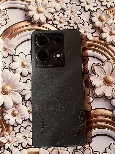 Техника и электроника: Infinix smartfon Xüsusiyyətlər: - Arxa kamera bloku: 64 MP əsas — 3