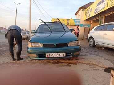 меняю на легковой авто: Toyota Carina E: 1997 г., 1.6 л, Механика, Бензин, Седан