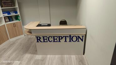 стол компьютерный письменный: Resepsiyon masası – ofis, klinika, tədris mərkəzi və mehmanxana giriş