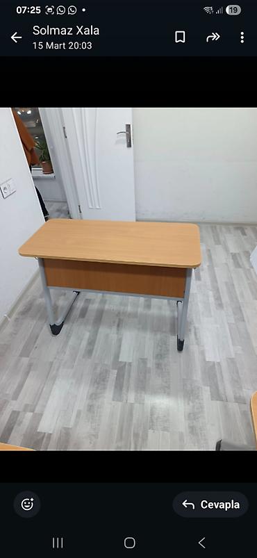 lövhə qiymətləri: Yeni parta satilir 11 ədəd. 1 partanın qiyməti 90 azn. 2 ag markerlə — 1