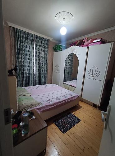 köhnə suraxanı: Salam ünvan xetai ray ağ şeher xezer TV yanı73 kv 3 otag temırlı ev — 10