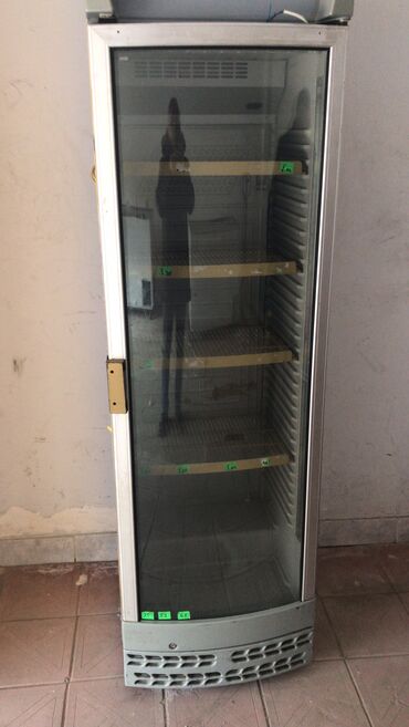 Digər restoran, kafe avadanlığı: Fastud və Burqer restorsnı ücunabsdanlıqlar satılır. Maqdonals — 2