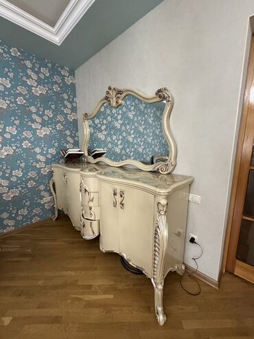 Qonaq otağı dəstləri: İşlənmiş, Komod, Masa və oturacaqlar, TV altlığı, Türkiyə — 8