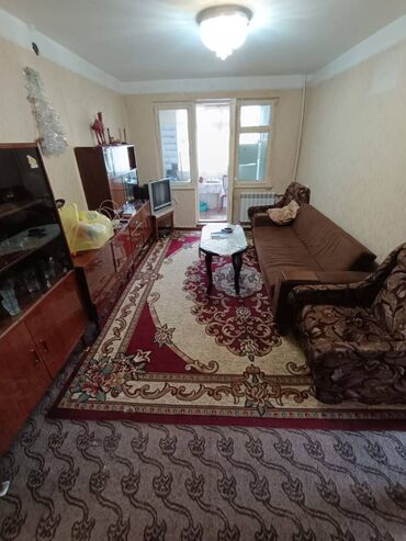 Bakı, 8-ci kilometr, 3 otaqlı, Köhnə tikili, m. Xalqlar Dostluğu, 60 kv. m