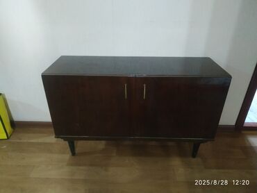 встроенные тумбы под телевизор: Тумба и подставка для телевизора, Б/у, Напольная, ЛДСП, Самовывоз