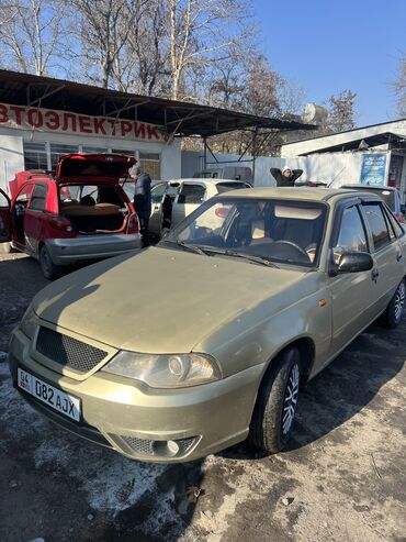 Daewoo: Daewoo Nexia: 2008 г., 1.5 л, Механика, Бензин, Седан