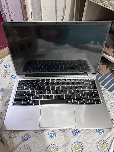 mini notebook: Ноутбук в комплекте с аксессуарами. Характеристики, указанные на — 1