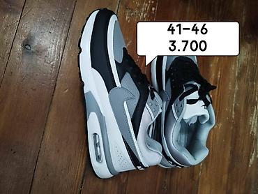 Patike: Nike patike brojevi i cena ispisana na slikama — 1