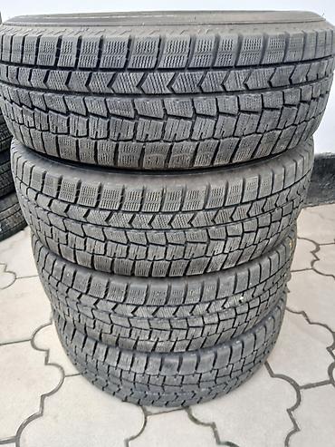 Шиналар 215 / 70 / R 16, Кыш, Колдонулган, Комплект, Жеңил унаалар, Жапония, Dunlop