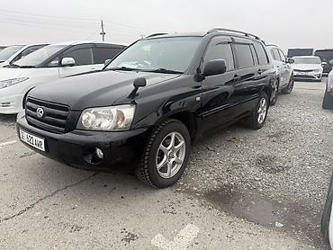 Другие автомобили: Внедорожник/кроссовер черного цвета. Кузов 5‑дверный, на крыше — 2