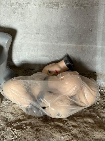 Mağaza arabaları: Baş, Plastik, plastmas