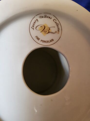 Činije: Bombonijera nova,vintaz Vabene porcelanska. Porcelanska na lalafo.rs — 10 Činije: Bombonijera nova,vintaz Vabene porcelanska. Porcelanska — 10