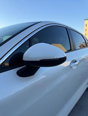 byd 2: Kia K5: 2022 г., 2 л, Автомат, Газ, Лифтбек — 8