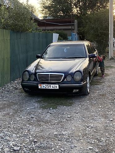 Mercedes-Benz E-Class: 2002 г., 3.2 л, Автомат, Газ, Седан