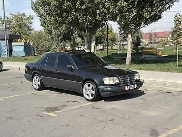 Унаа сатуу: Mercedes-Benz 220: 1993 г., 2.2 л, Кол менен иштөөчү, Бензин, Седан — 4