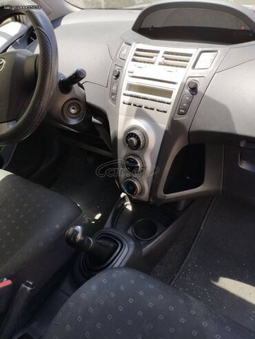Toyota: Toyota Yaris: 1.4 l. | 2004 έ. Χάτσμπακ — 10