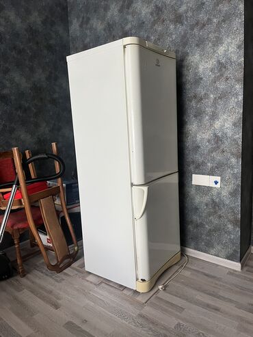 islənmis soyuducu: İkinci el normal ciddi sexsler narshat etsin