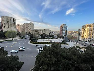 Mənzillər: 🇦🇿 Azərbaycan dili 🏡 Nərimanov Heykəli ilə üzbəüz, Dominos Pizza — 8