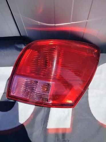 maglenke: DESNO STOP SVETLO ZA NISSAN QASHQAI OD 2007. DO 2010. GOD. | Molba — 1