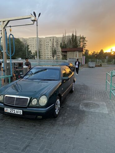 w210 выхлоп: Mercedes-Benz E 320: 1996 г., 3.2 л, Автомат, Бензин, Седан