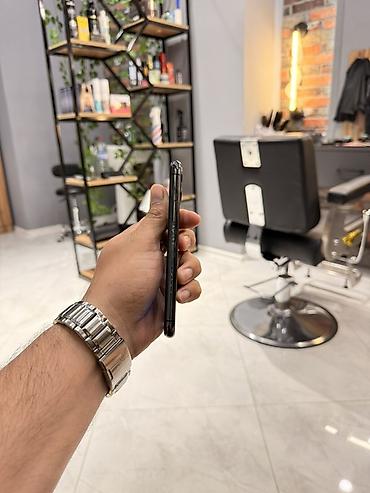 Apple iPhone: IPhone 11 Pro, 256 GB, Space Gray — 5