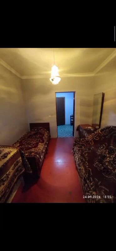 Həyət evləri və villaların satışı: 3 sot torpaqda 5 otaqlı həyət evi satılır Əfqan baglarinda. Reyal — 9