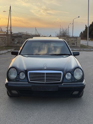 mersedes masini: Mercedes-Benz E 280: 2.8 l | 1996 il Sedan