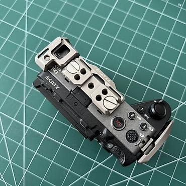 5250 bt: Sony Fx3 Öz kameramdır heç bir cızığı ya da problemi yoxdur aldığım — 5