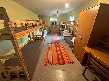 Долгосрочная аренда комнат: 90 м² — 8