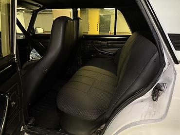 polkalı disk: VAZ 2107 “Classic” sedan - Kuzov: 4 qapılı, ağ rəng, sadə və düz — 8