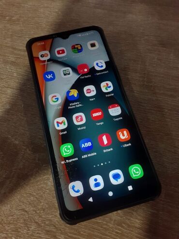 telefon ucun fan: Salam telefonun üz şüşəsi çatdır 20.Azn xərci var real alıcılar əlaqə