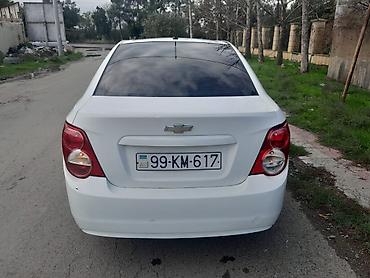 kia servis ehtiyat hisseleri: Chevrolet Aveo sedan – ağ rəng - Kuzov: 4 qapılı sedan, ağ rəng, qara — 3