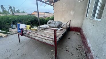 чайник эмалированный 3 л цена бишкек: Старый советским материалом топчан. Чуть-чуть надо наворотить Цена