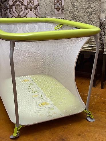 manej 10m: Uşaq oyun maneyi / playpen - Forma: Dördkünc, yumşaq yumrulanmış — 1